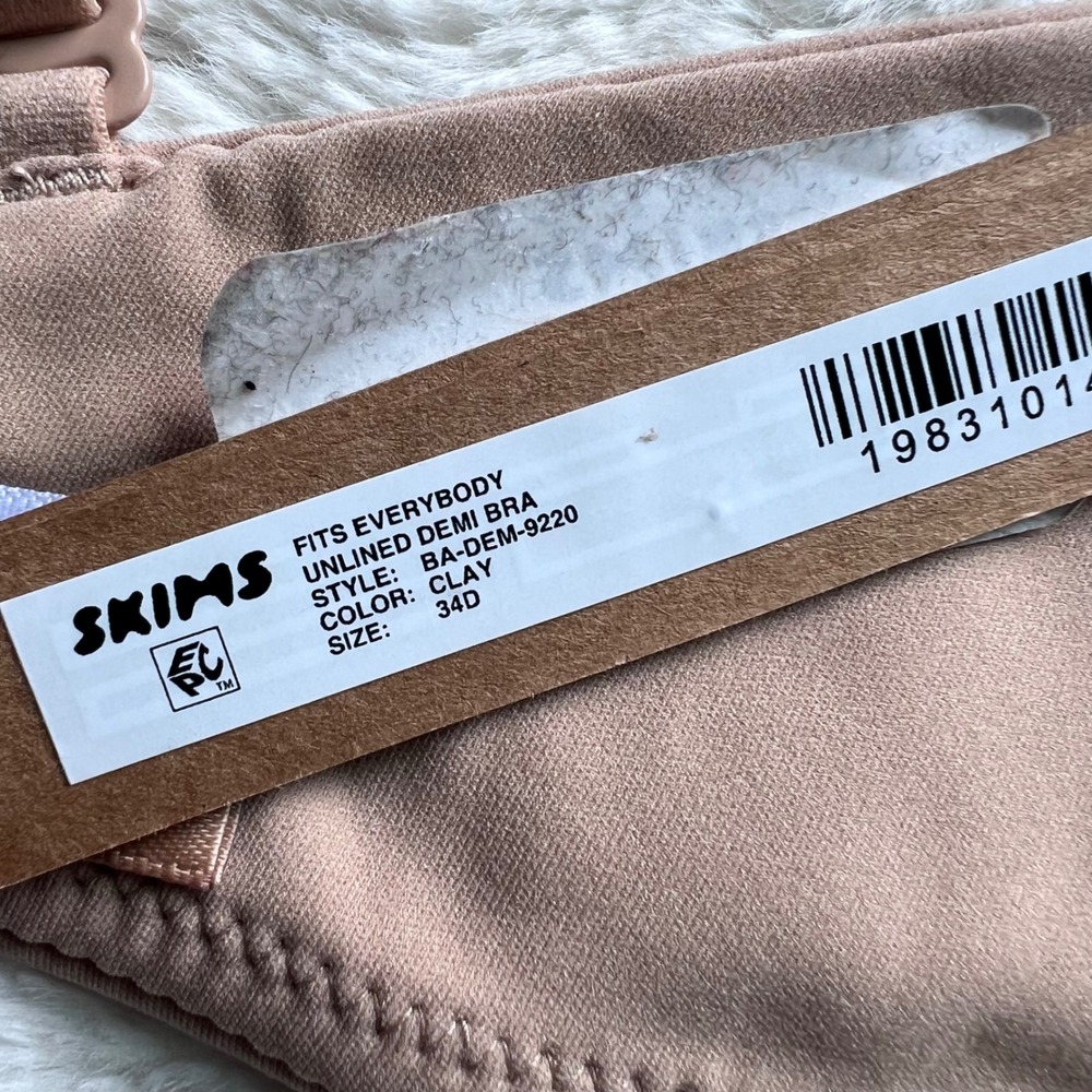 SKIMS Fits Everybody Unlined Demi Bra Clay Beige Underwire BA-DEM-9220 34D NEW - Picture 8 of 10